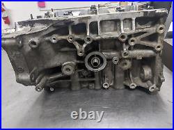 Engine Cylinder Block From 2001 Honda CR-V 2.0